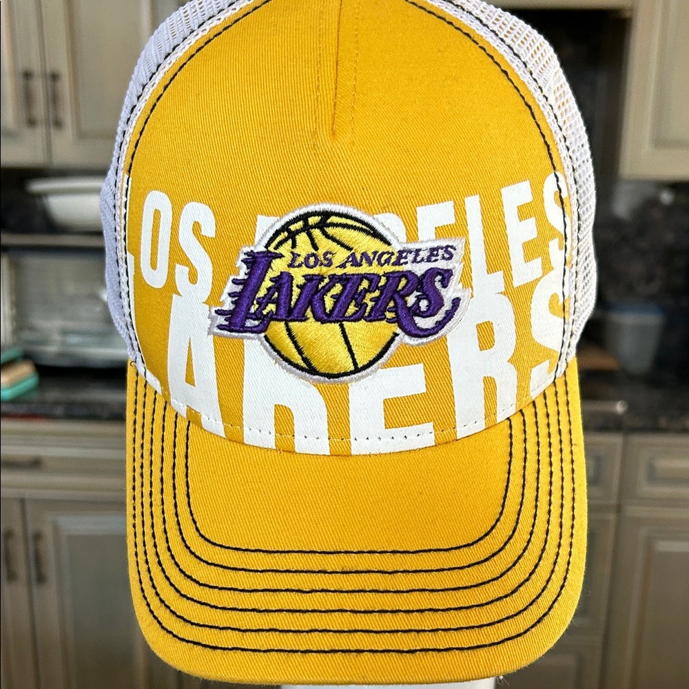 NBA LOS ANGELES LAKERS YOUTH BASEBALL CAP